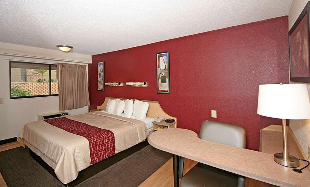 Red Roof Inn Greensboro Airport Oda fotoğraf